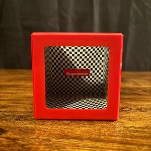 Supreme Illusion Coin Bank